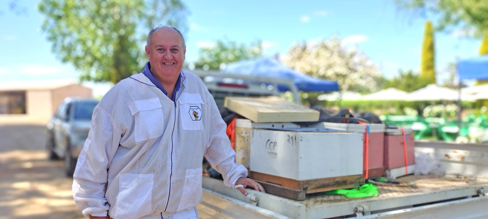 Learning to live with varroa:  Riverland beekeepers ready for change post image